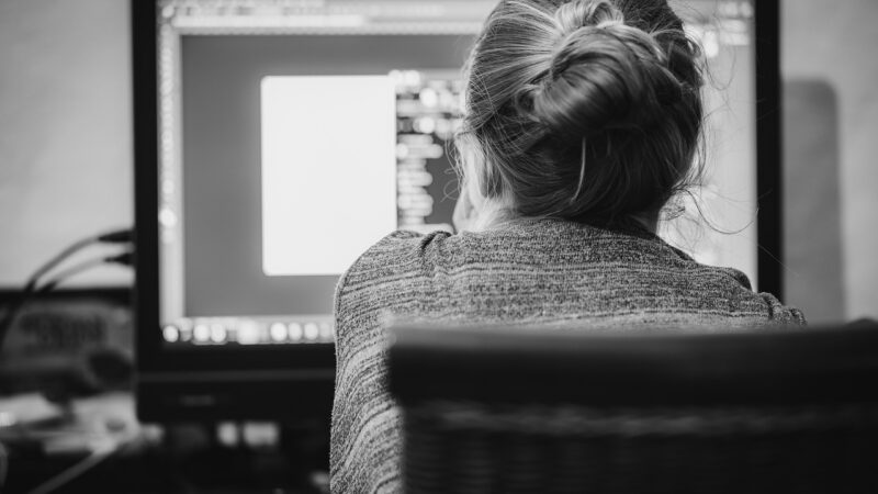 You are currently viewing Télétravail : prise en charge obligatoire des frais professionnels